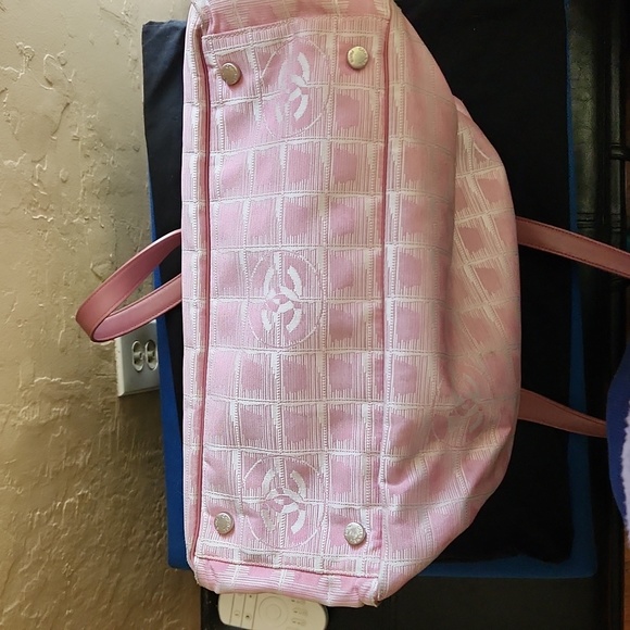 Chanel Tote Bag - Picture 9 of 17